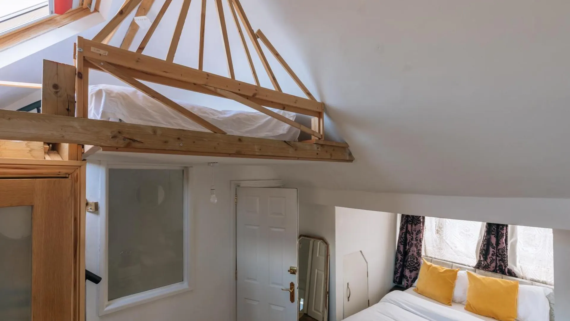 公寓 Vibrant & Eclectic 3 Bedroom Flat - Bedminster Bristol! 英国